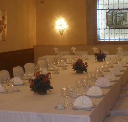 Madrid Bierzo Hotel 3*