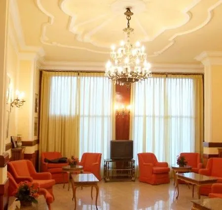 Madrid Bierzo Hotel